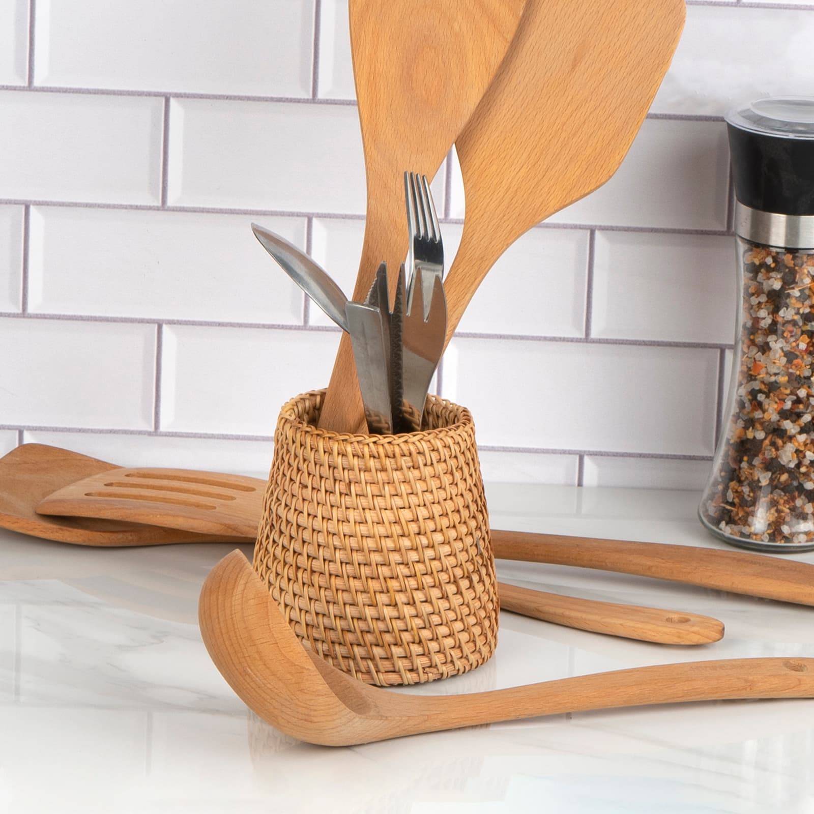 JANKINGS Handwoven Rattan Utensil Holder, Cooking Utensil Holder for Countertop, Tapered Cutlery Caddy, Natural Log Color, 1 Pack - 4