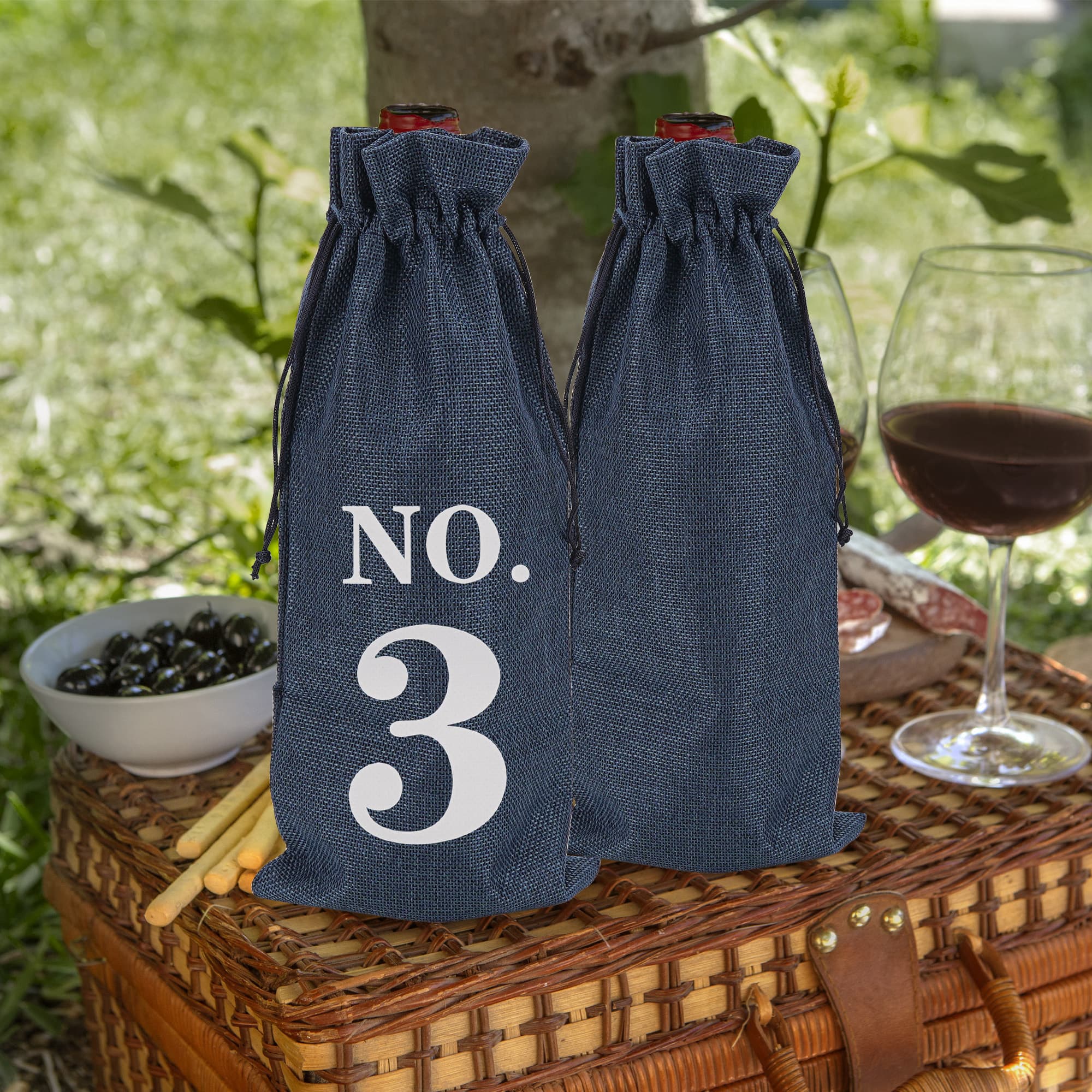 JANKOW 10 Pcs Numbered Burlap Wine Bags, Blind Tasting Wines Bags, Wine Gift Bag with Drawstring, Reusable Linen Wines Bottle Covers for Home Storage Wedding Party Decoration (Navy blue) - 3