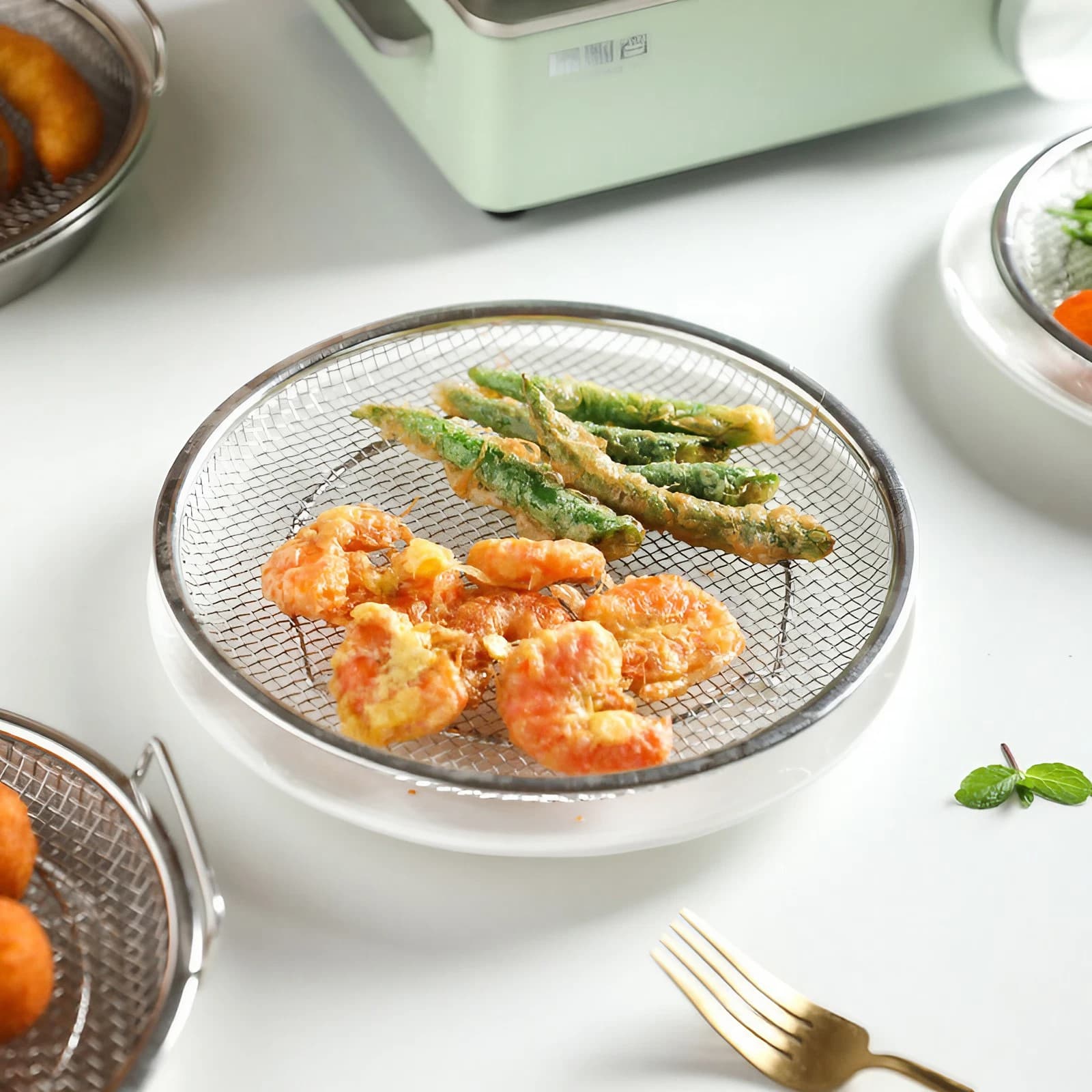JANKOW Air Fryer Rack Round Stainless Steel Basket, Oil Strainer Basket, Round Stackable Grill, Deep Fryer Basket for Air Fryer Accessories in the Kitchen - 1