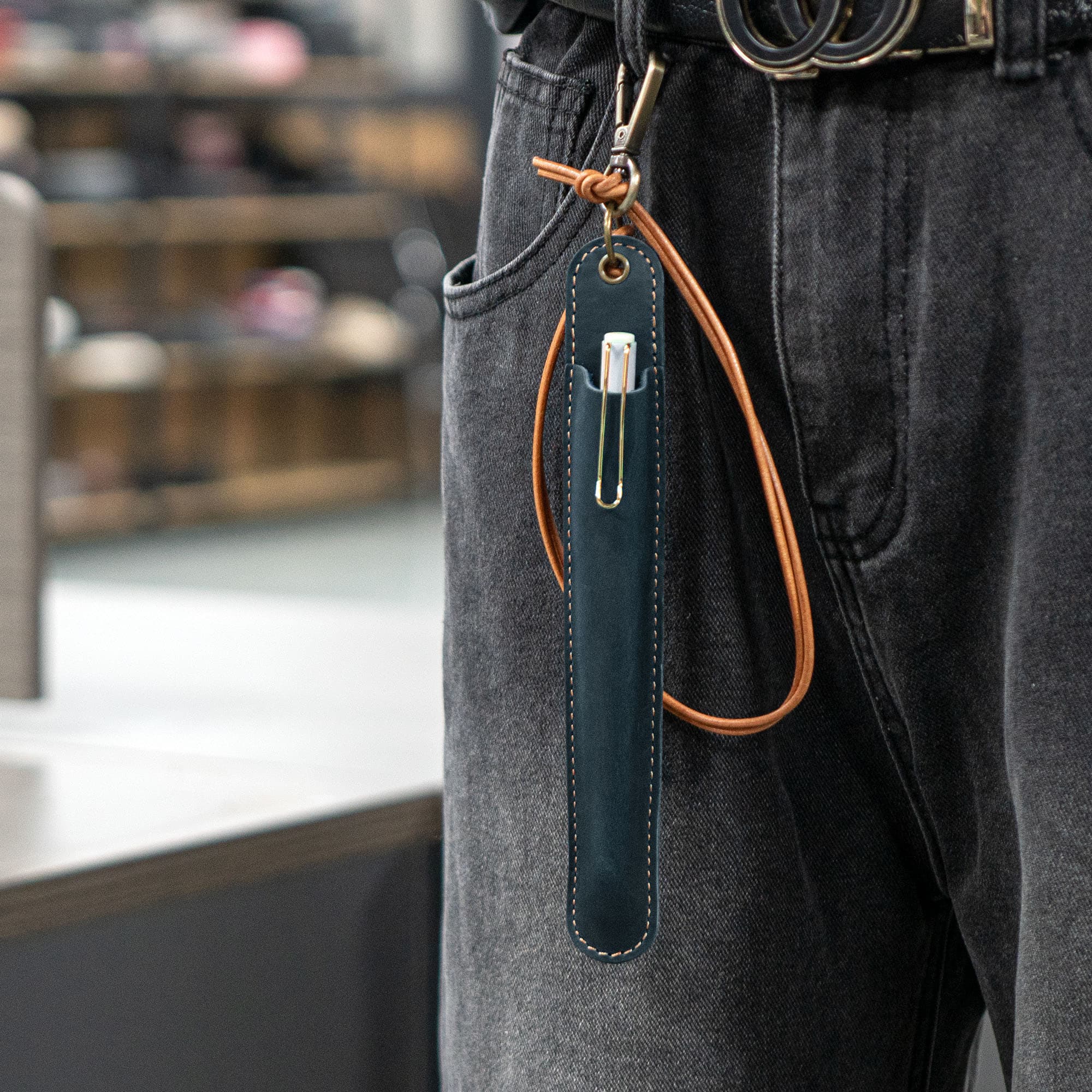 JANKINGS Leather Neck-Hanging Fountain Pen Case, Crazy Horse Blue – Genuine Leather Pen Sleeve with Lanyard & Clip - 4