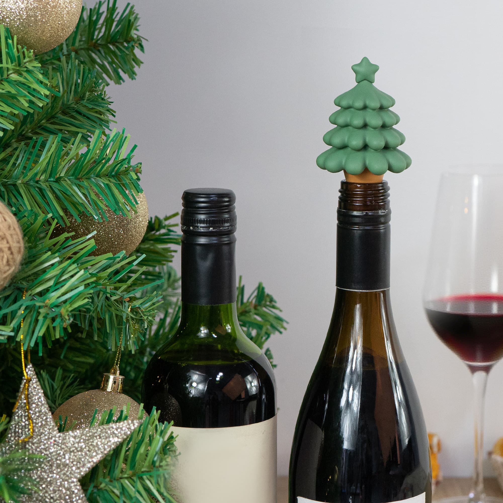 JANKINGS Christmas Tree Wine Stoppers – Cute Reusable Bottle Stopper for Wine, Holiday Party Supplies, Fun Decorative - 3