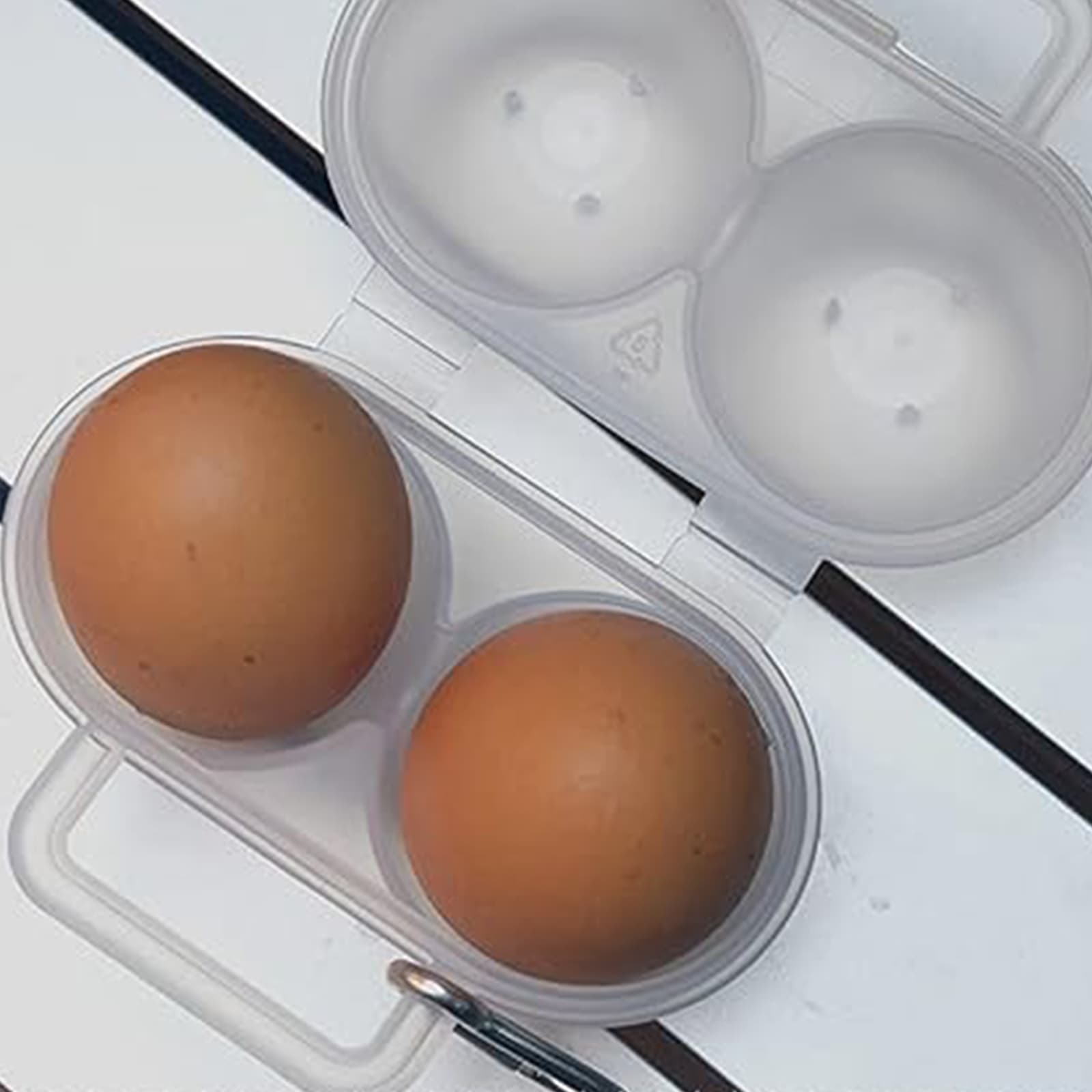 JANKOW 2 Egg Holder Container Portable Plastic Egg Holder Case - Shockproof and Secure Egg Storage Rack for Outdoor Use (1 Pcs & Climbing button) - 3