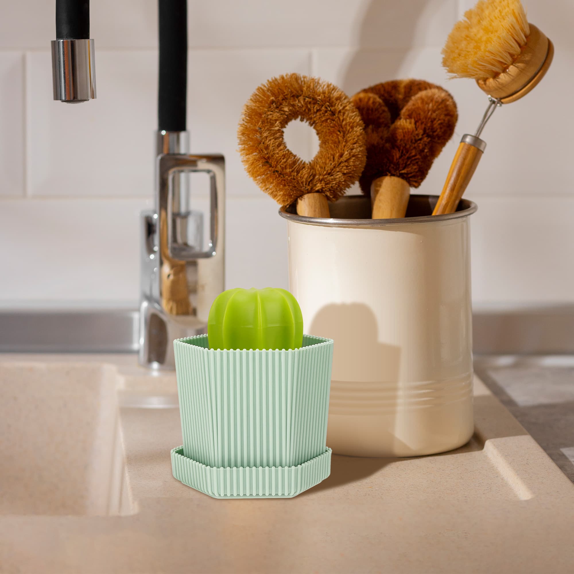 JANKOW Cactus Dish Mini Brush, Cactus Cleaning Brush, Cactu Cleanings Ball, with Drip Tray with 3 Replacement Brushes,  for Cleaning Dishes, Pans, Pots, Sink, Countertop (1 Set Green) - 5