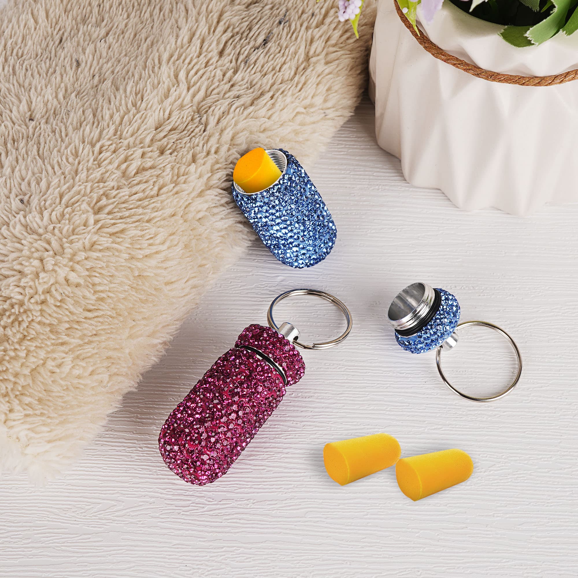 JANKOW JANKOW Bling Portable Ear Plug Case, Mini Earplug Cases, Waterproof Metal Earplug Case Keychain Container Holde for Outdoor Travel Business Travel (2 Pcs Light blue, Purple) - 4